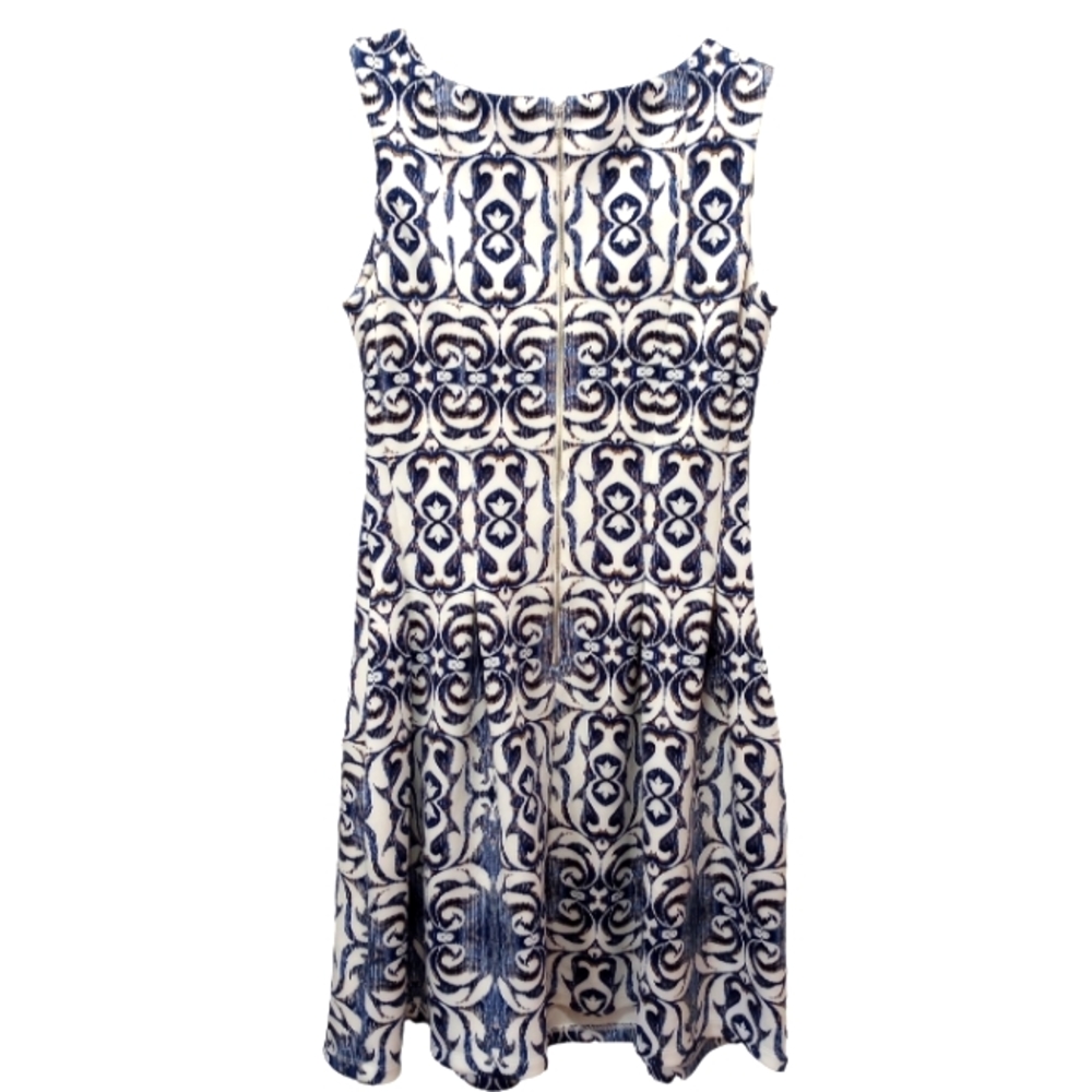Gorgeous Gabby Skye Batik Blue Print Dress, Intricate Design, Size 8, Like New.